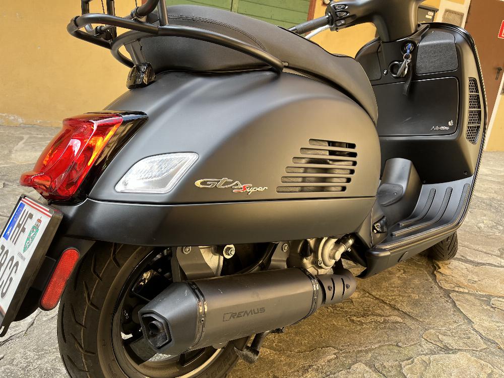 Motorrad verkaufen Vespa GTS 300 hpe ABS Notte Ankauf